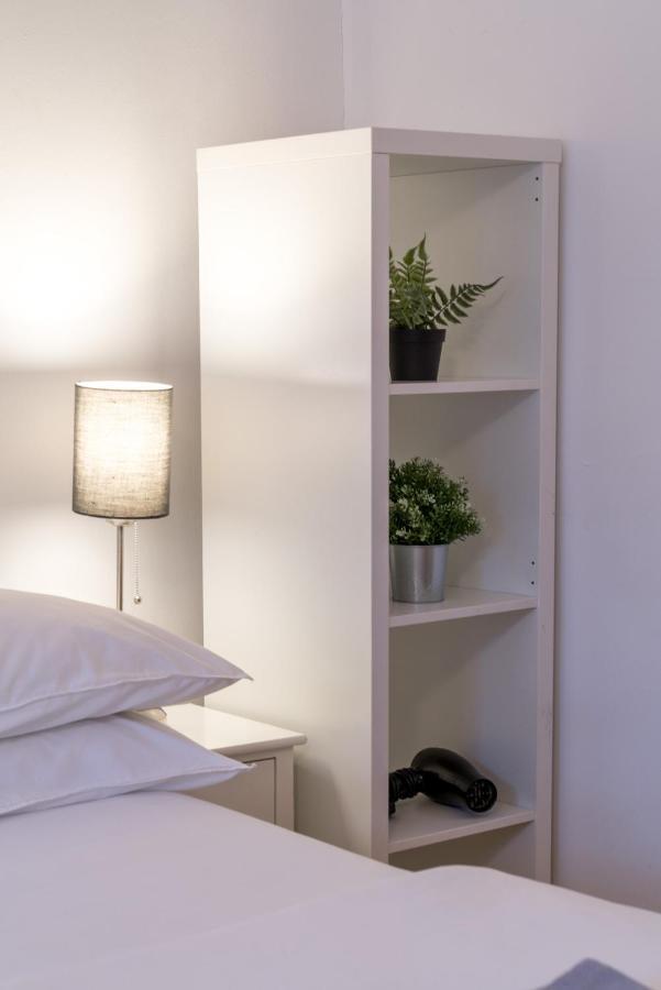 Soho & Covent Garden Apartment, Sleeps 3 Лондон Экстерьер фото